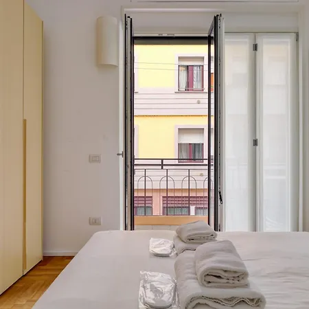 Just Urban - Bright New 2br In Center - M2 And M4 Apartament Mediolan