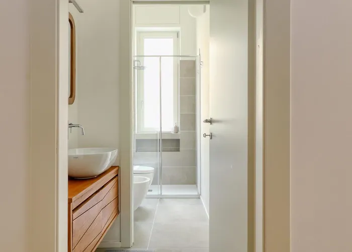 Just Urban - Bright New 2br In Center - M2 And M4 Apartment Mailand