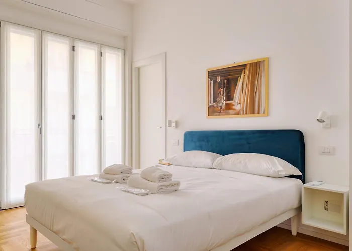 Just Urban - Bright New 2br In Center - M2 And M4 Apartment *