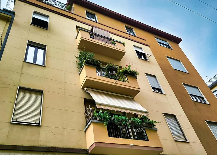 Just Urban - Bright New 2br In Center - M2 And M4 Apartment *