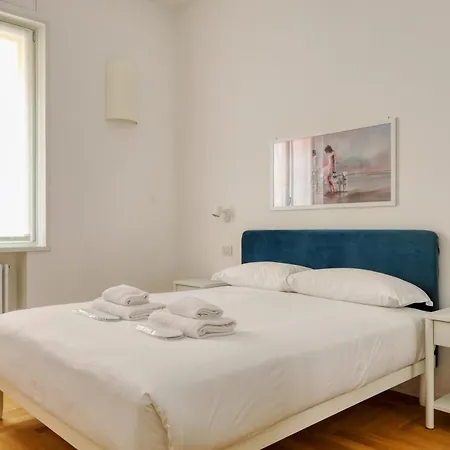 Just Urban - Bright And Beautiful - Corso Genova 아파트